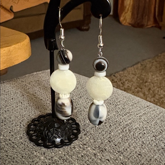 Hand Crafted Black and White Earrings - Picture 1 of 2